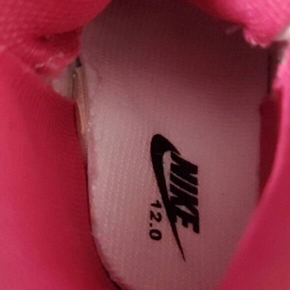 COLLECTIBLE SPECIAL EDITION MINNIE MOUSE NIKE AIR FORCE 1'S HIGH TOPS - Picture 10 of 10